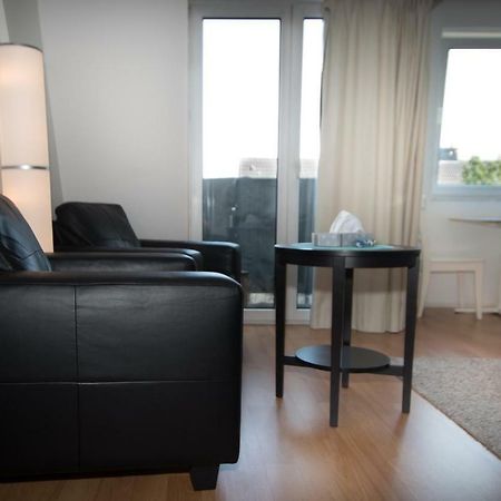 Business & Tourist Apartment Dusseldorf Ngoại thất bức ảnh